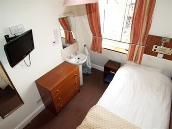 White 3* London
